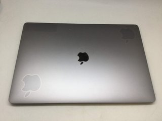 APPLE MACBOOK PRO CORE I9 2019 (A2141) E49826