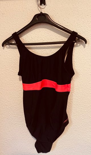 Bañador premamá negro y rosa