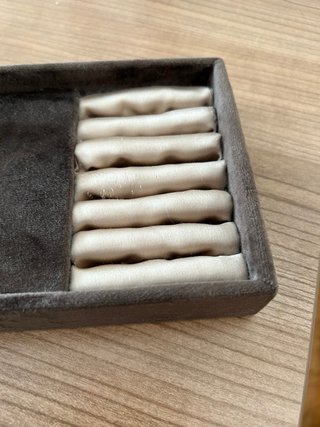 Organizzatore gioielli marrone e dorato