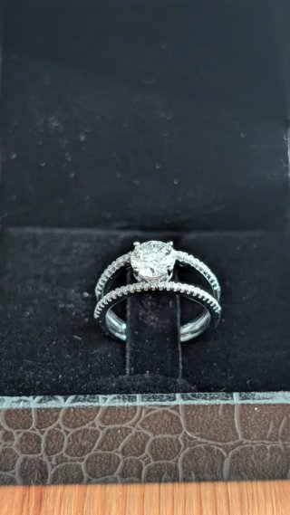 Anillo Plata 925 Solitario Moissanita