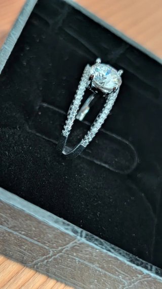 Anillo Plata 925 Solitario Moissanita