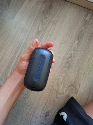 Altavoz Bluetooth Negro y Gris