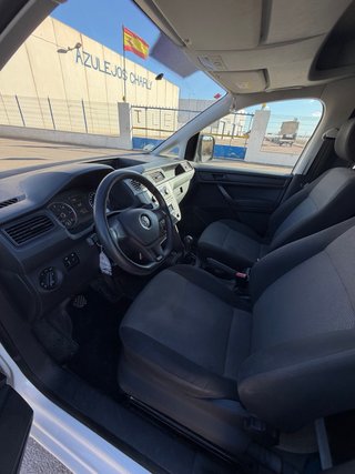 Volkswagen Caddy Furgón Blanca – Muy Buen Estado