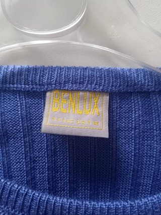 Conjunto chaqueta y jersey azul