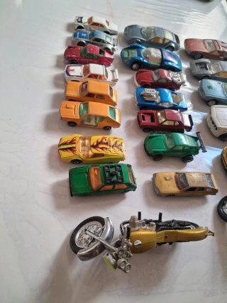 Coches a escala