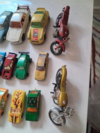 Coches a escala