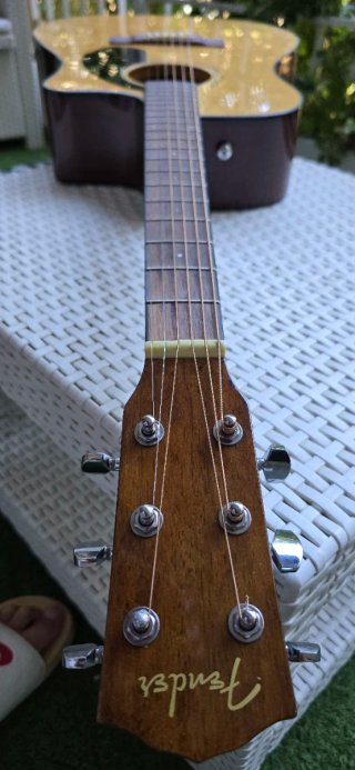 Guitarra Electroacústica Fender