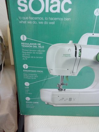 Máquina de coser Solac para reparar ( o manitas)