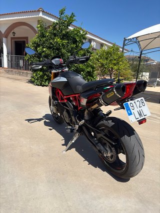 Aprilia Dorsoduro 900 Supermotard