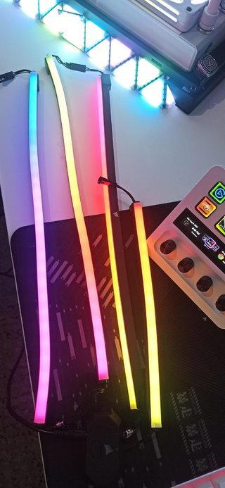 MSI Placa + Corsair luces + Asus Cetra LEER