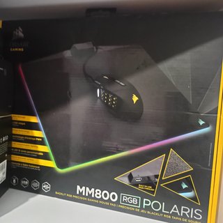 MSI Placa + Corsair luces + Asus Cetra LEER