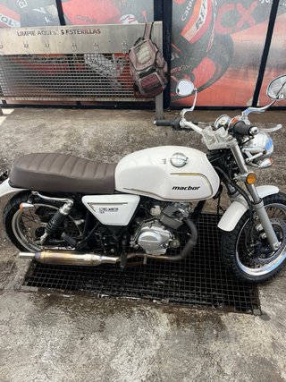 Macbor Lord Martin 125 Blanca