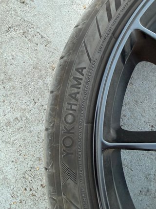 Llantas Rotiform Negras neumaticos nuevos