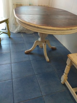 Mesa redonda madera restaurada