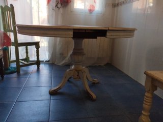 Mesa redonda madera restaurada