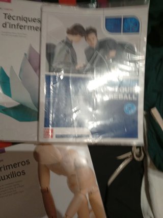 Libros de grado medio de auxiliar de enfermería