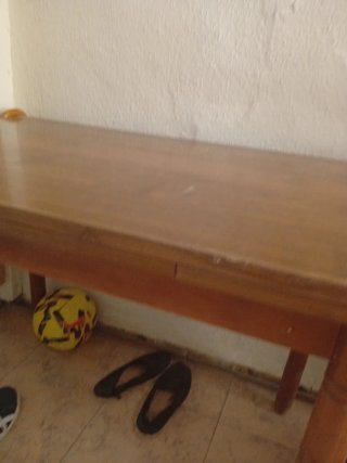 Mesa de madera maciza extensible