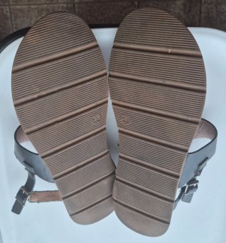 Sandali donna neri e marroni