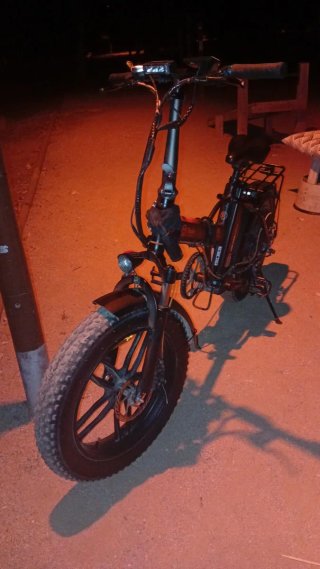 La vendo o la cambio por un patinete bueno