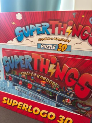 Puzzle 3D Superthings Estantería