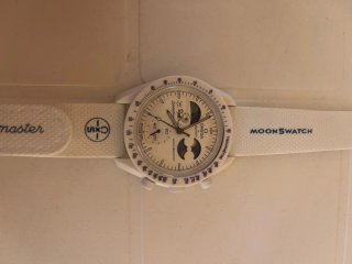 Swatch Mission to Moonshine Gold