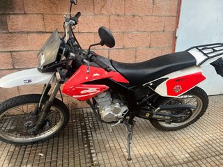 Derbi Senda 125cc Enduro Roja y Blanca