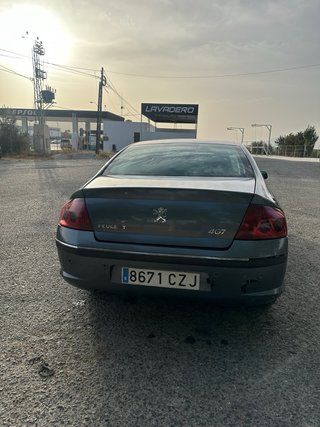 Peugeot 407 2004