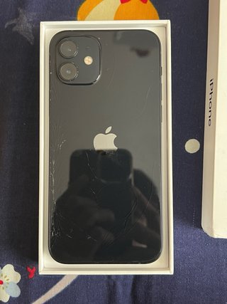 iPhone 12 / 100% / 64 gb