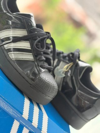 Adidas Superstar Patentes Mujer Plataforma