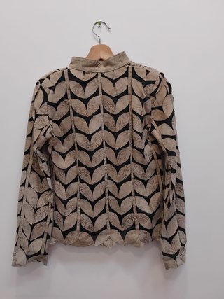 Chaqueta Vintage de Cuero Artesanal (Diseño Hojas)