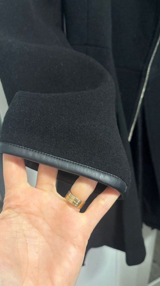 Abrigo DKNY Lana Negro