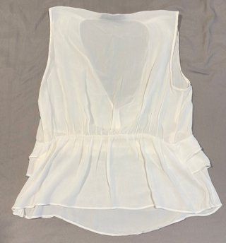 Blusa Zara blanca con volantes