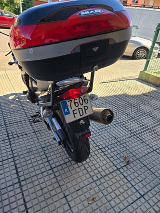 Suzuki Bandit Negra