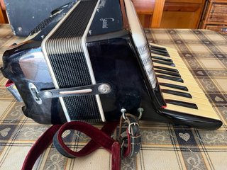 Fisarmonica Guerrini Vintage 32 Bassi Italiana