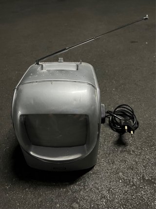 TV Portátil Retro Stevenson ST-9121 con Radio