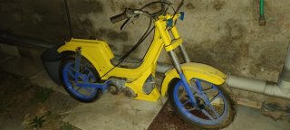 Derbi Variant Sport para restaurar con papeles