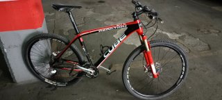 Bicicleta Cube Reaction Carbon 27.5
