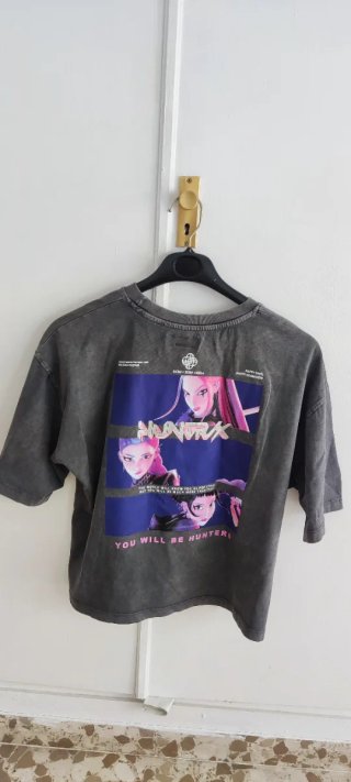 Camiseta Kpop Demon Hunter efecto lavado M