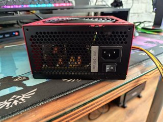 Fuente Mars Gaming Vulcano 750W 80 Plus Silver