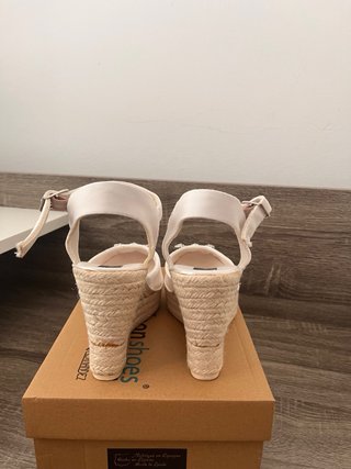 Sandalias cuña novia pedrería SPOONSHOES
