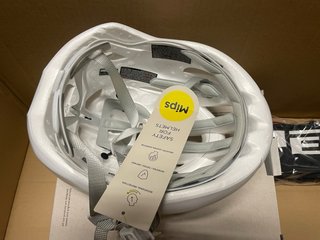 Casco Met Rivale Absolute White