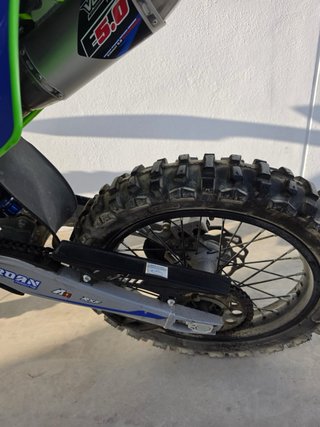 Moto de cross ROAN azul y verde