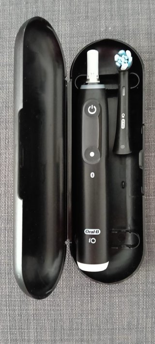Cepillo Dental Eléctrico Oral-B IO6