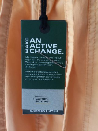 Bermuda Camel Active, Original, Nueva.