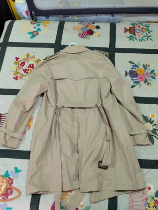 Gabardina Burberry Clásica Beige Cruzada