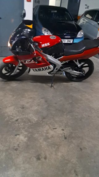 Yamaha TZR 50 Roja y Blanca