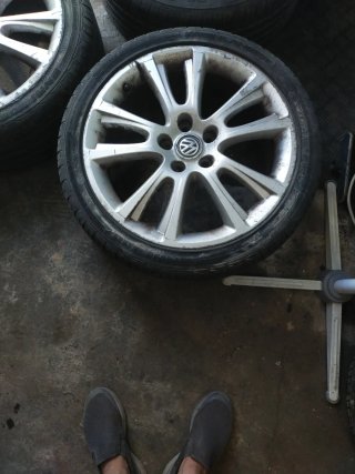 3 Llantas Volkswagen 18 pulgadas