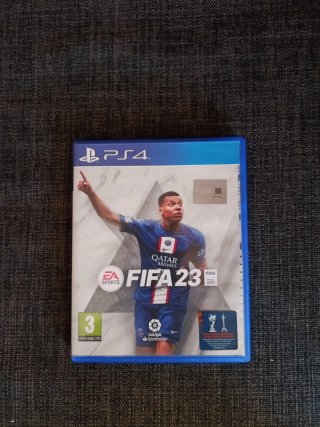 Juegos PS4 FIFA 19 y FIFA 23