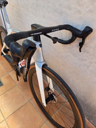TREK Madone SL7, Talla 56 (M/L).
