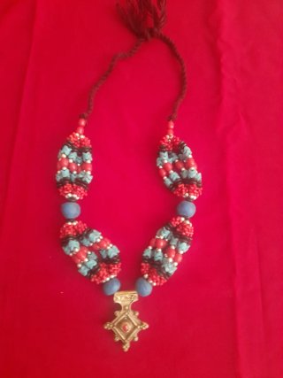 Collana Africana con ciondolo berbero